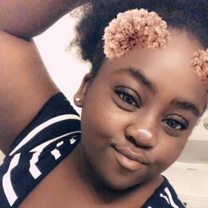 Meet your Posher, Kyra